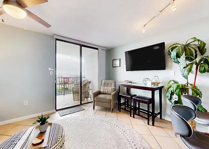 Surf & Racquet Club #505a Apartment *