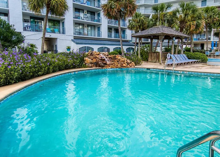 Surf & Racquet Club #505a
